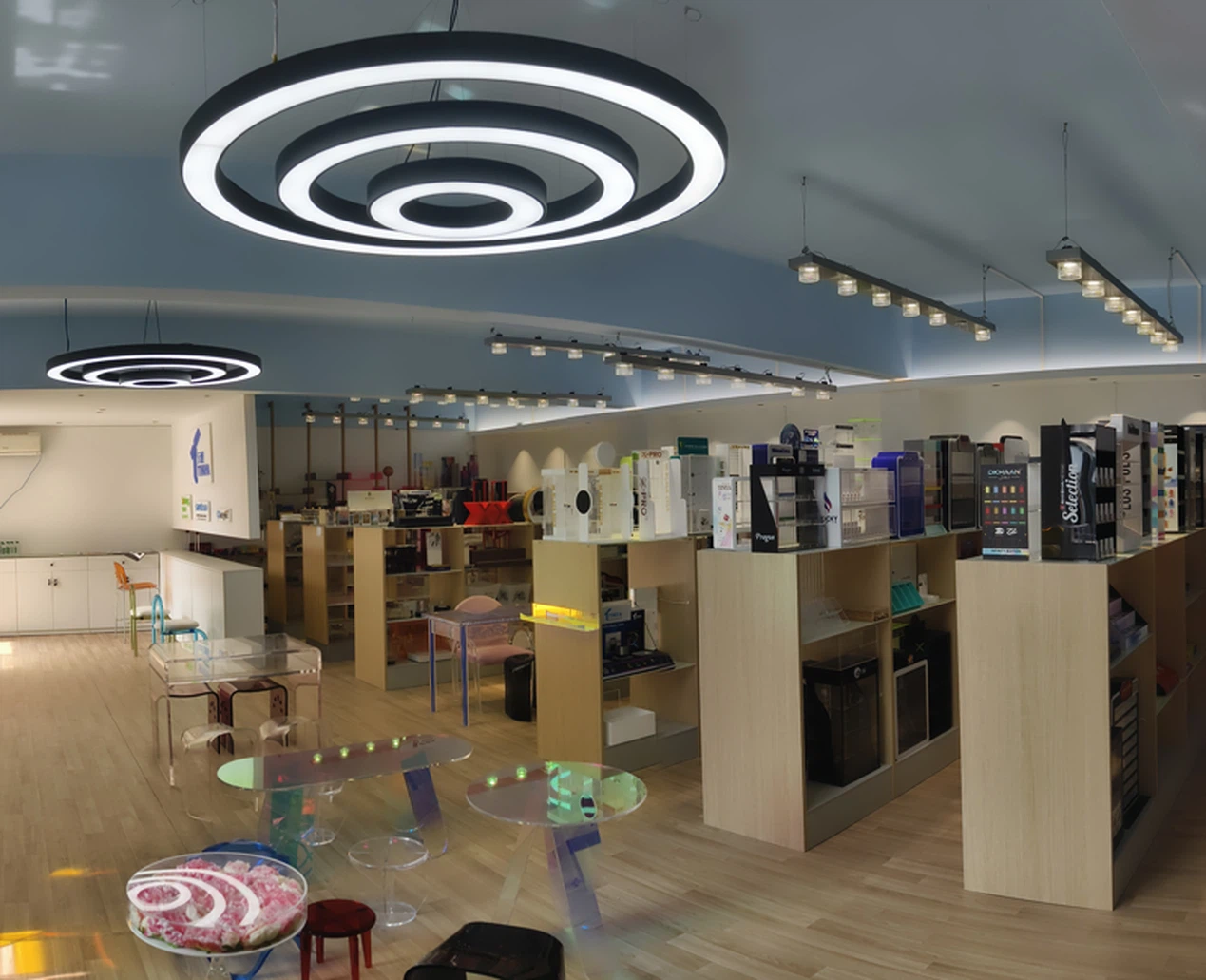 vape display showing room vape display showing room